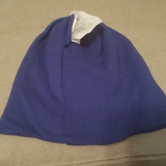 Wild Country Beanie - Picture 3 of 5